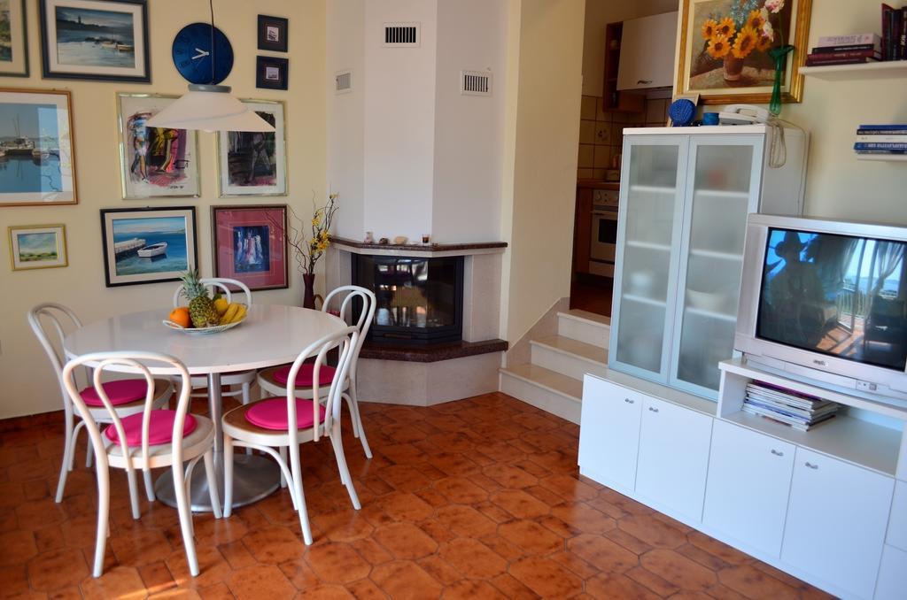 Holiday Home Nona Drage Room photo